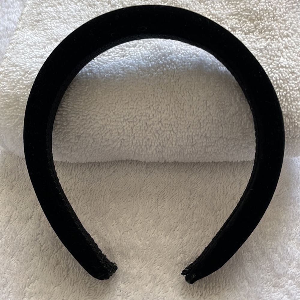 1970s Padded Headband - Black Velvet